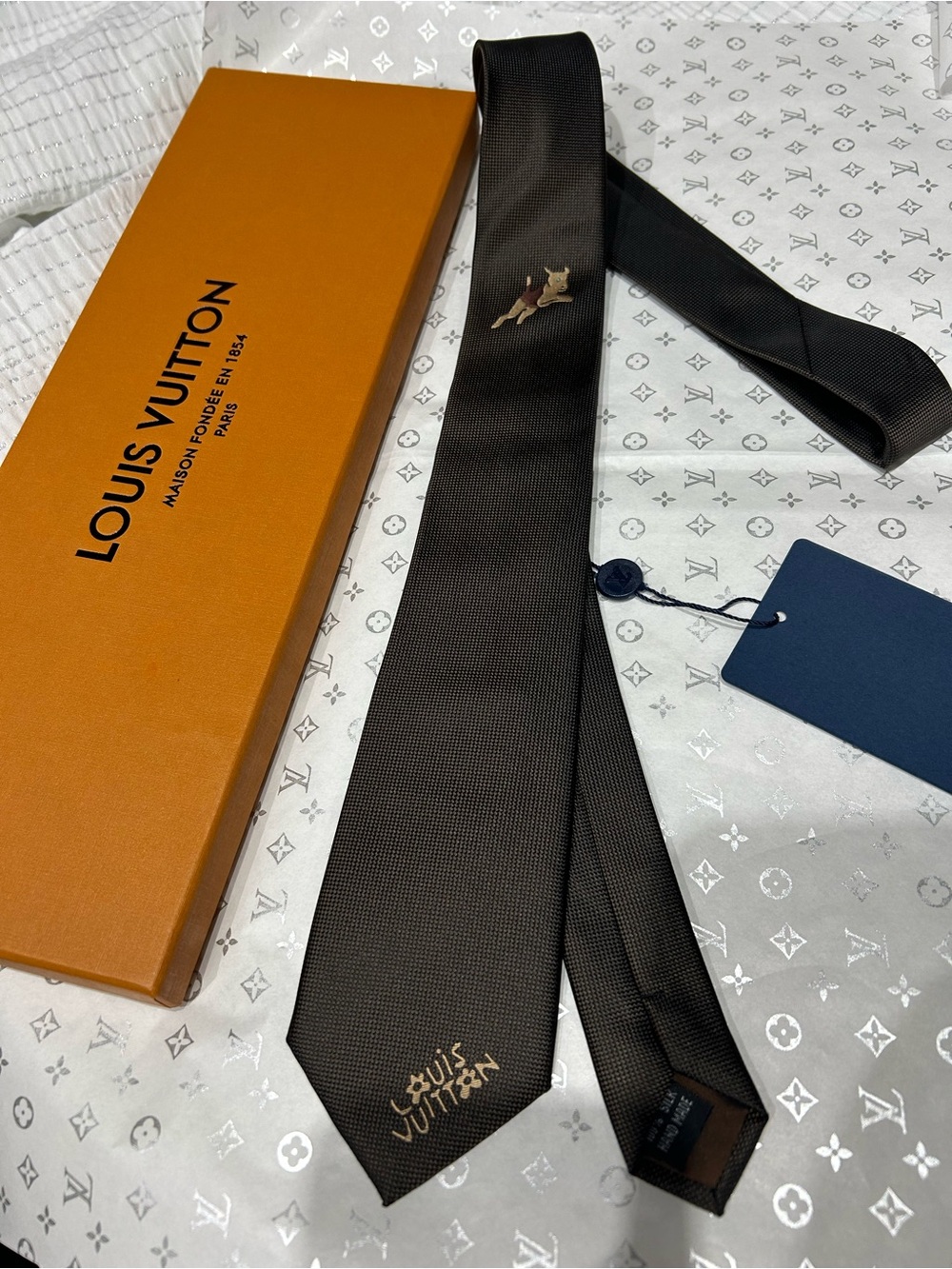 Louis Vuitton Brown Silk Tie with Subtle Gold Motif